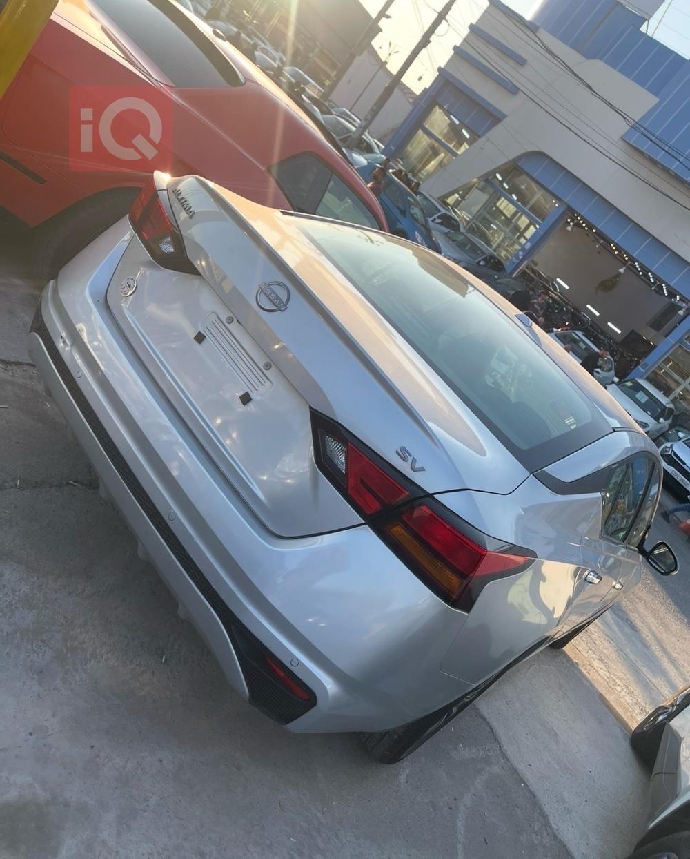 نيسان ألتيما